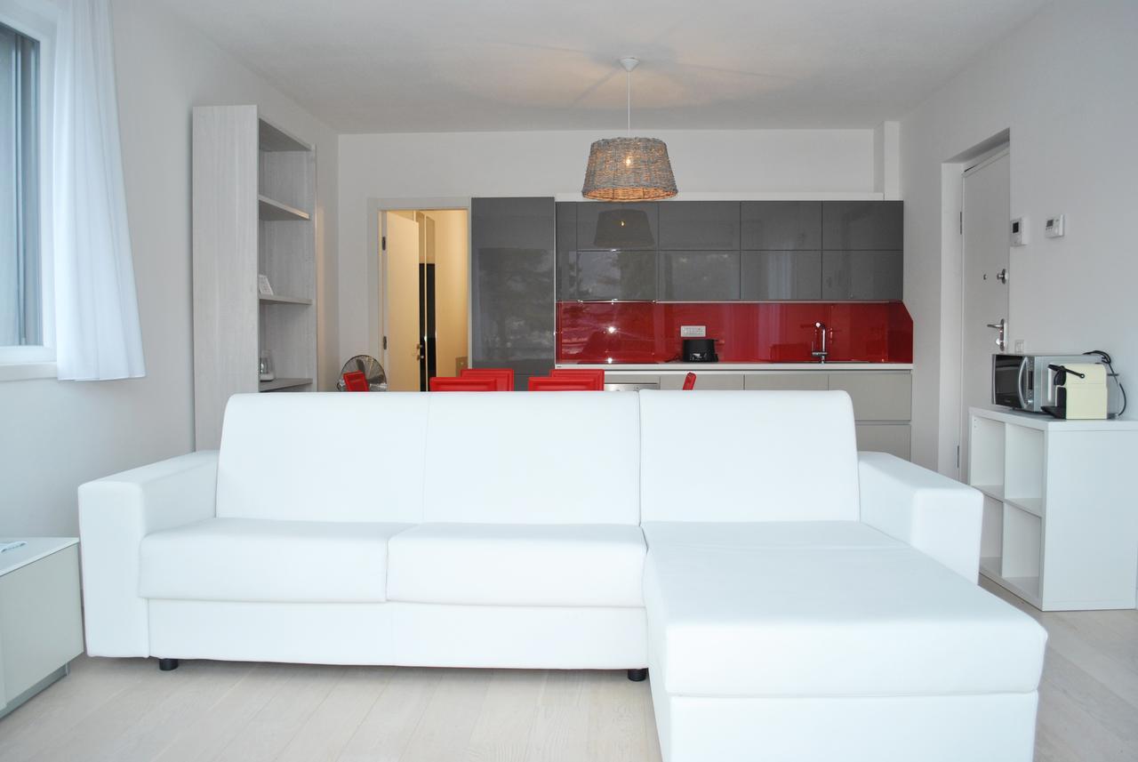 Baia Blu - Luxury Apartments With Pool Cremia Exteriör bild