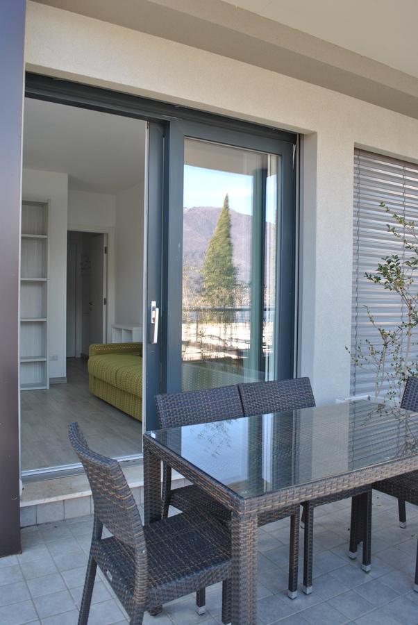 Baia Blu - Luxury Apartments With Pool Cremia Exteriör bild